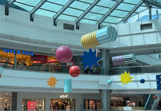 10247 SUMMER AT THE CITY